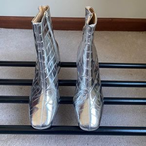 SCHUTZ Women Mili Croc Leather Block Heel Boots - NEW NWOB